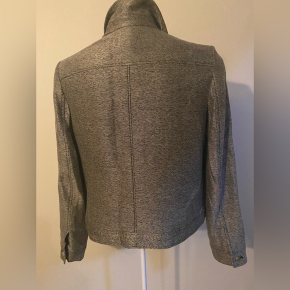 Never worn - Picture 2 of 4